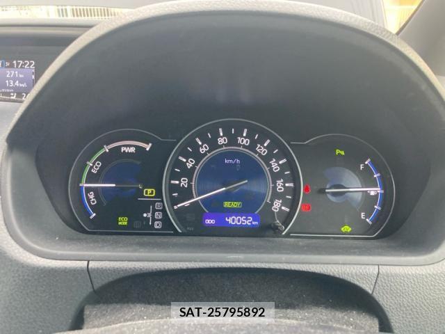 Toyota VOXY HYBRID 2019-05 8369725-28