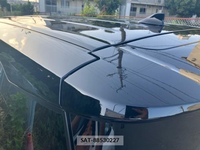 Toyota VOXY HYBRID 2026-07 8369698-9