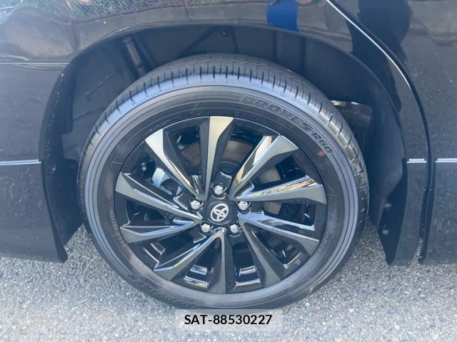 Toyota VOXY HYBRID 2026-07 8369698-14
