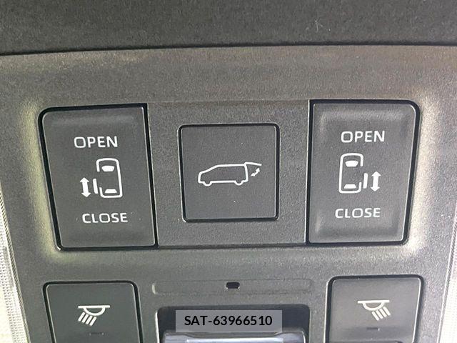 Toyota VOXY HYBRID 2025-04 8369701-4