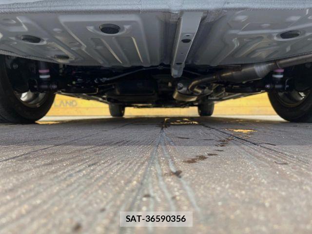 Toyota VOXY HYBRID 2026-07 8369699-19