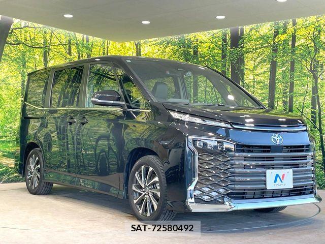 Toyota VOXY HYBRID 2024-12 8369714-16