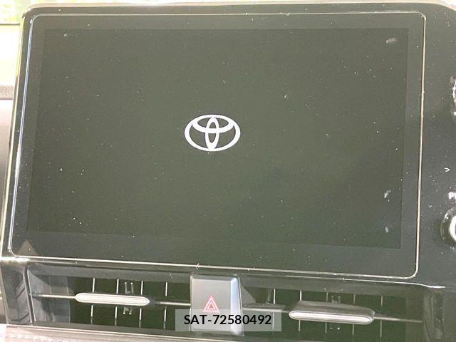 Toyota VOXY HYBRID 2024-12 8369714-4