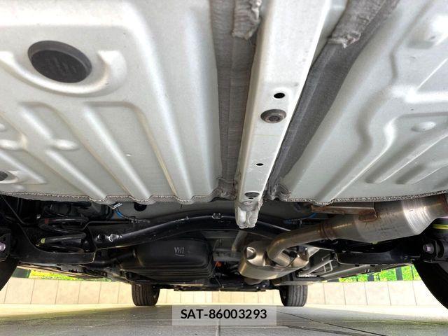 Toyota VOXY HYBRID 2024-11 8369709-19