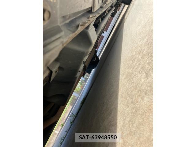 Toyota VOXY HYBRID 2015-03 8369728-9