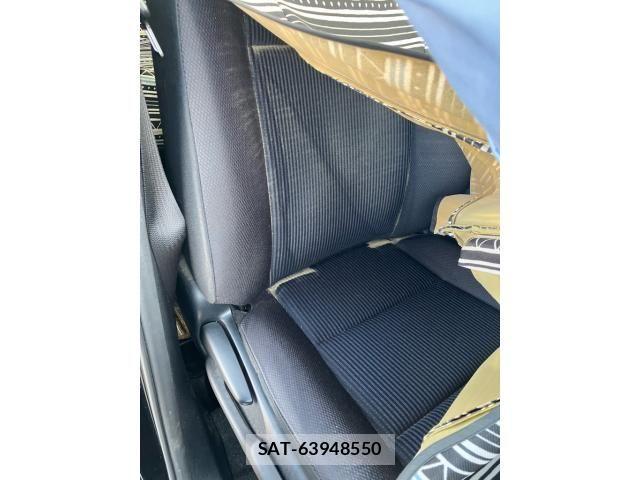 Toyota VOXY HYBRID 2015-03 8369728-14