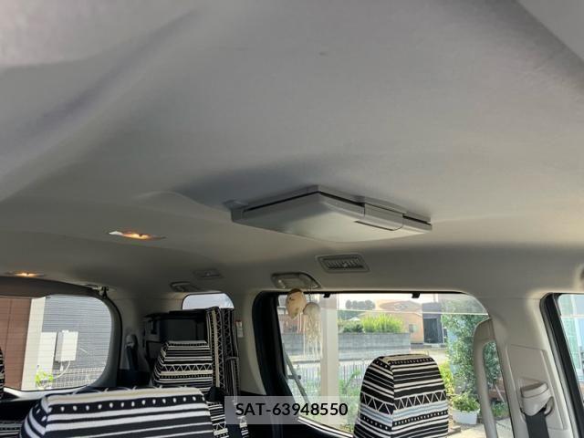 Toyota VOXY HYBRID 2015-03 8369728-15