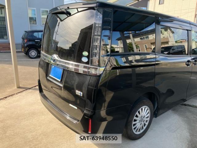Toyota VOXY HYBRID 2015-03 8369728-5