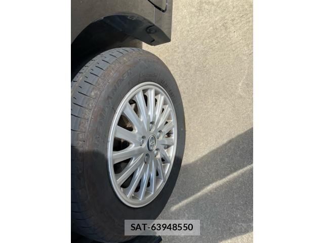 Toyota VOXY HYBRID 2015-03 8369728-8