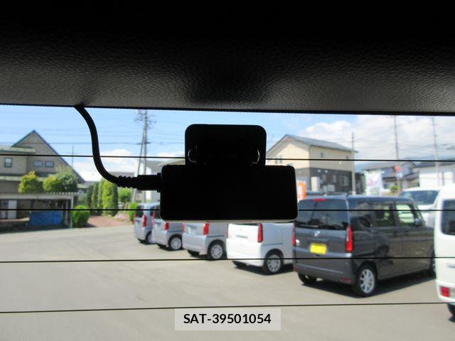 Toyota VOXY HYBRID 2024-07 8369706-28