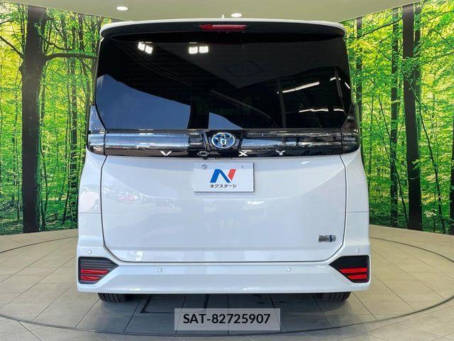 Toyota VOXY HYBRID 2025-04 8369705-14