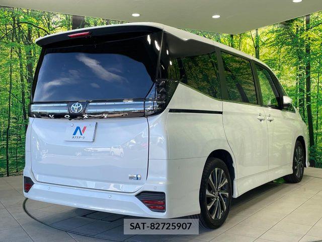 Toyota VOXY HYBRID 2025-04 8369705-16