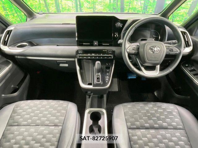 Toyota VOXY HYBRID 2025-04 8369705-1