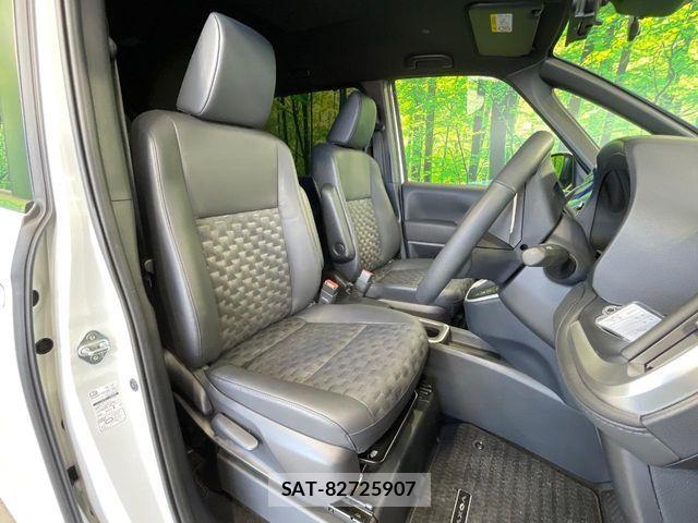 Toyota VOXY HYBRID 2025-04 8369705-7