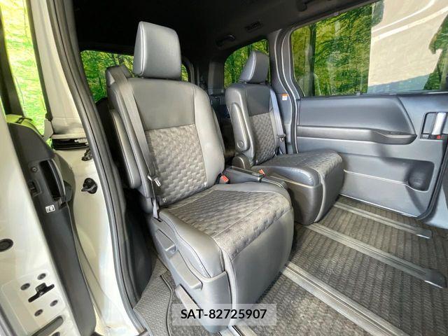 Toyota VOXY HYBRID 2025-04 8369705-8