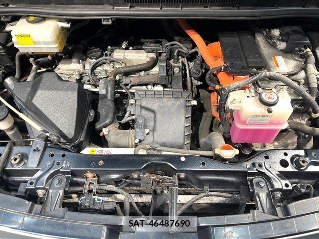 Toyota VOXY HYBRID 2017-01 8369726-17