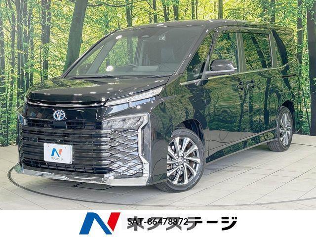 Toyota VOXY HYBRID 2023-08 8369716-0