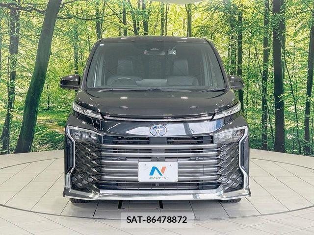 Toyota VOXY HYBRID 2023-08 8369716-14