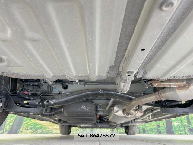 Toyota VOXY HYBRID 2023-08 8369716-18