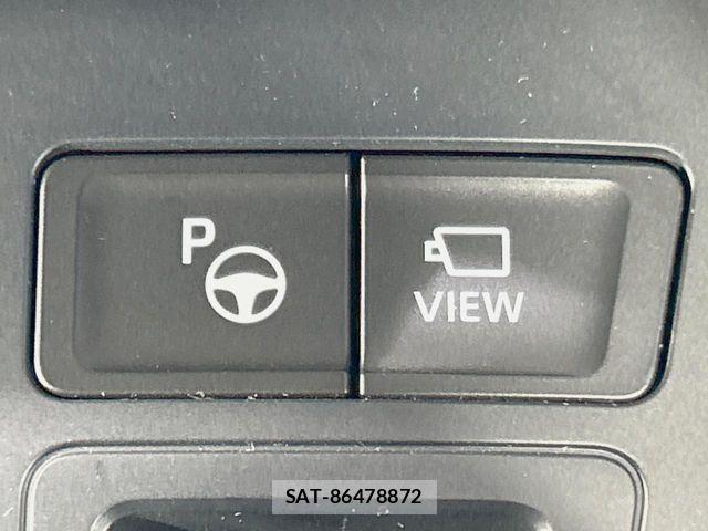 Toyota VOXY HYBRID 2023-08 8369716-5