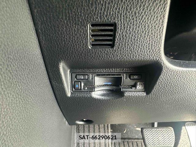 Toyota VOXY HYBRID 2025-01 8369703-23