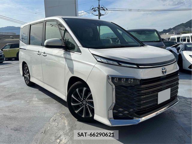 Toyota VOXY HYBRID 2025-01 8369703-4