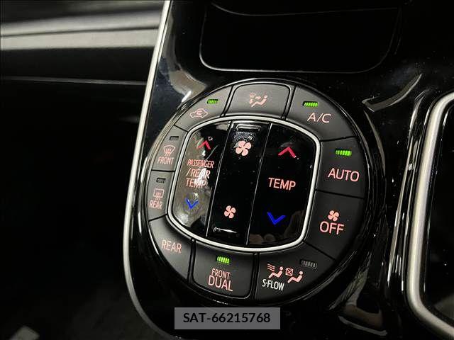 Toyota VOXY HYBRID 2021-01 8369721-25