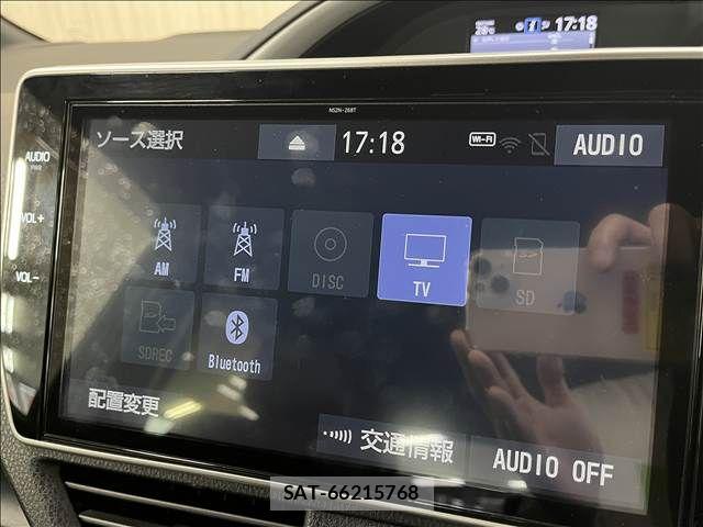 Toyota VOXY HYBRID 2021-01 8369721-28