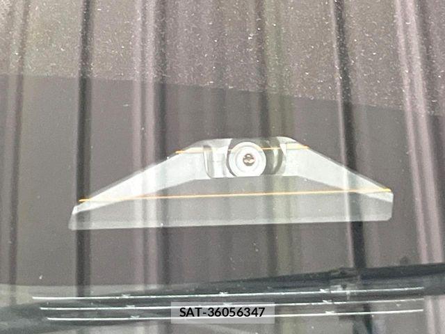 Toyota VOXY HYBRID 2024-06 8369715-3