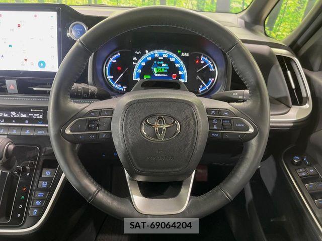 Toyota VOXY HYBRID 2022-03 8369713-11
