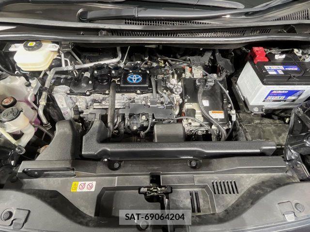 Toyota VOXY HYBRID 2022-03 8369713-18