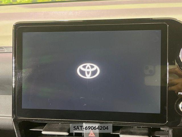 Toyota VOXY HYBRID 2022-03 8369713-2