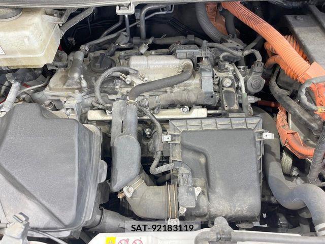 Toyota VOXY HYBRID 2019-08 8369724-17