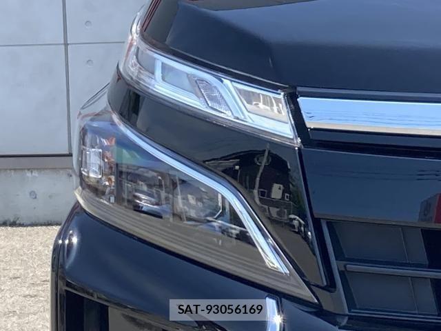 Toyota VOXY HYBRID 2021-12 8369719-8