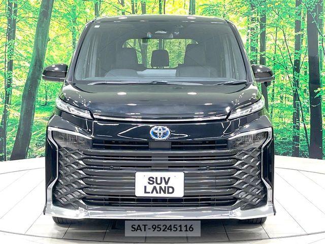 Toyota VOXY HYBRID 2023-02 8369712-16