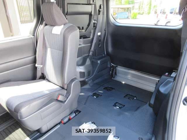 Toyota VOXY HYBRID 2026-01 8369702-15