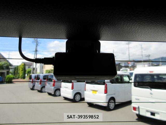 Toyota VOXY HYBRID 2026-01 8369702-27
