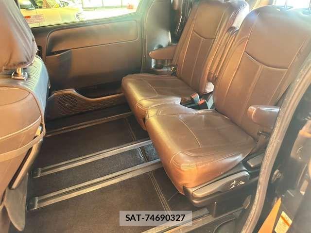 Toyota VOXY HYBRID 2019-09 8369723-17