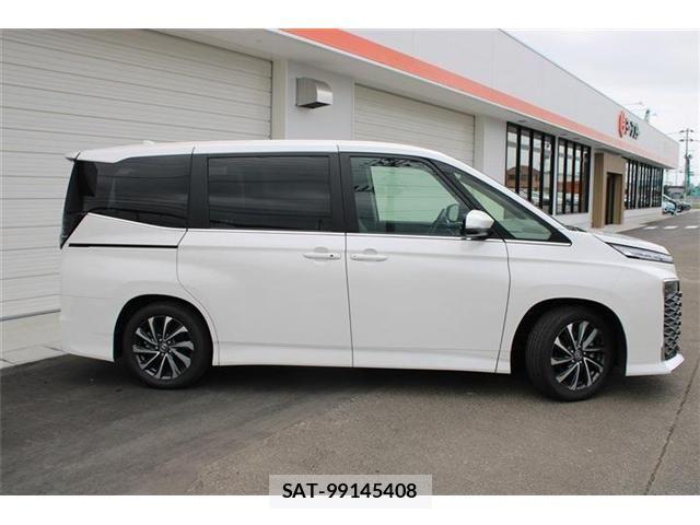 Toyota VOXY HYBRID 2025-10 8369710-9