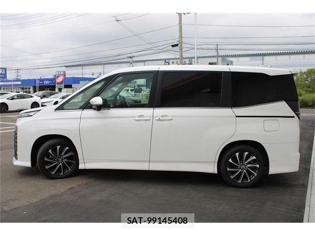 Toyota VOXY HYBRID 2025-10 8369710-13