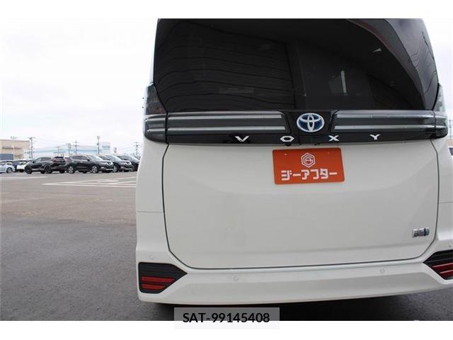 Toyota VOXY HYBRID 2025-10 8369710-21