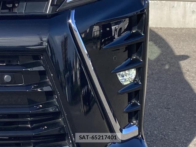 Toyota VOXY HYBRID 2021-07 8369720-10