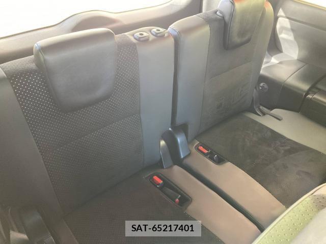 Toyota VOXY HYBRID 2021-07 8369720-23