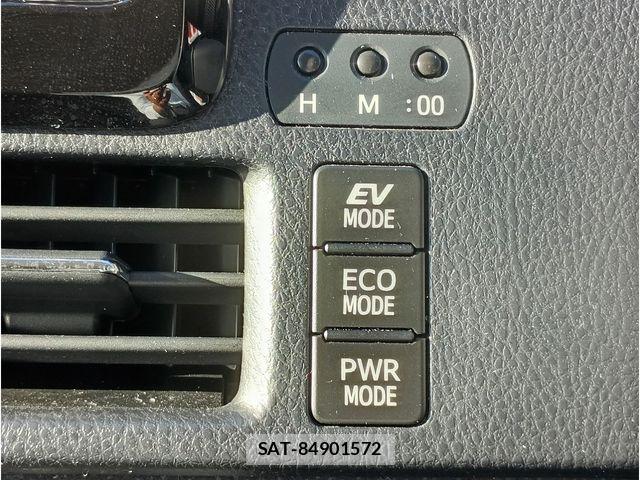 Toyota VOXY HYBRID 2014-06 8372373-22