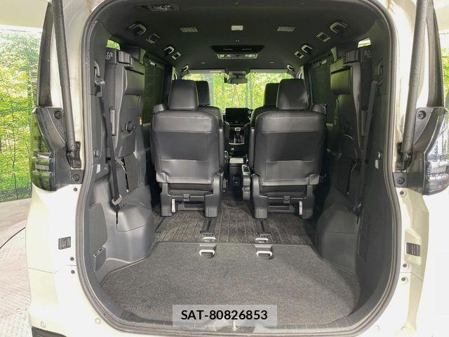 Toyota VOXY HYBRID 2023-02 8372367-10