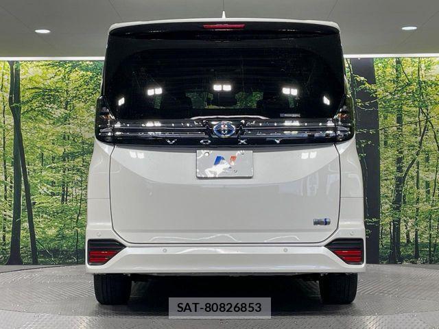 Toyota VOXY HYBRID 2023-02 8372367-15