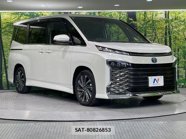 Toyota VOXY HYBRID 2023-02 8372367-16