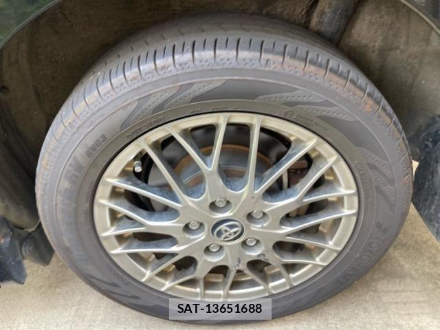 Toyota VOXY HYBRID 2017-09 8372371-8