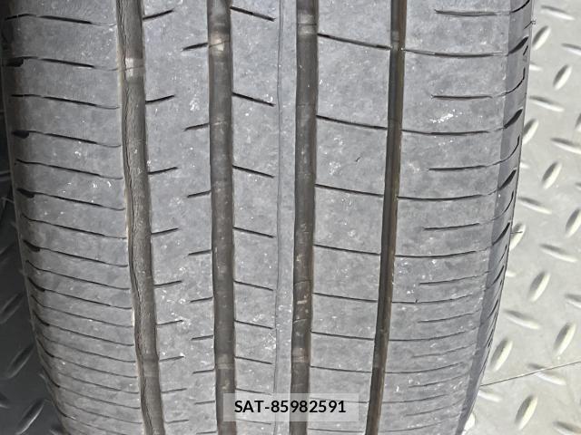 Toyota VOXY HYBRID 2021-08 8372369-23