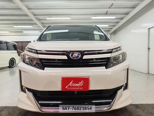 Toyota VOXY HYBRID 2014-04 8415817-17